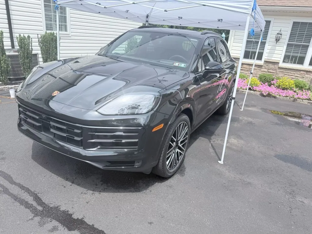 Porsche Cayenne detailed